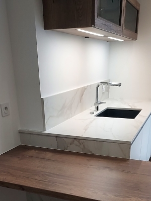 Plan de travail en Dekton Morpheus en finition 