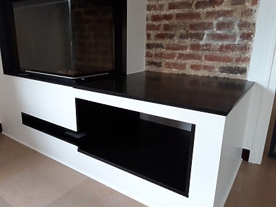 Mobilier en granit Noir Zimbabwe en finition effet cuir